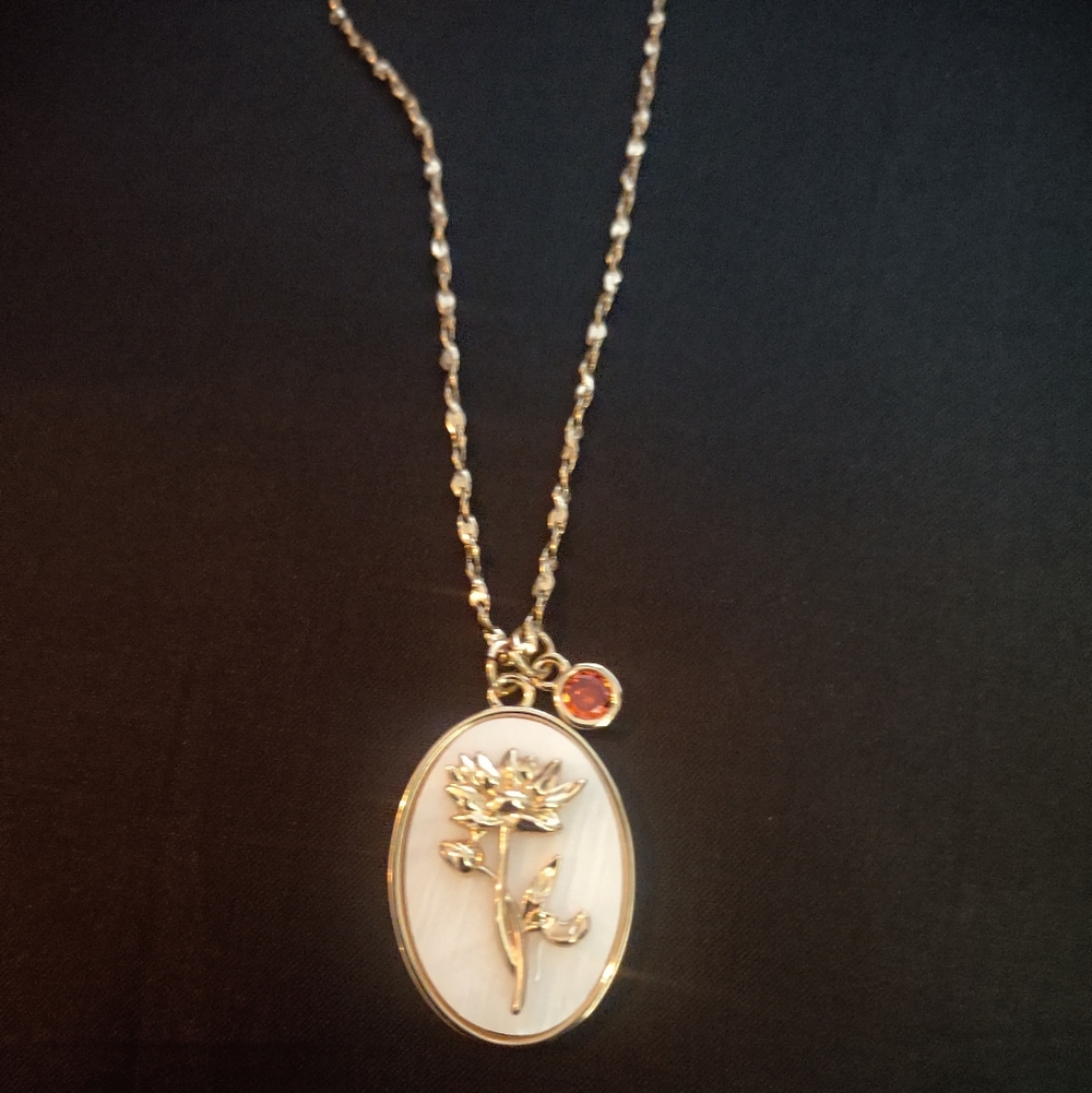 Flora Necklace
